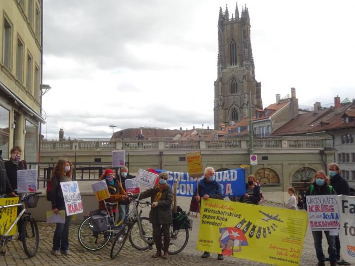 Caminata y bicicletada contra el Bloqueo en Friburgo, Suiza