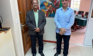 Cuba ofrece a Surinam vacuna antiCovid para segundo semestre 2021