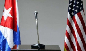 banderas Cuba estados unidos
