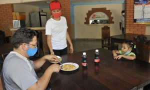 Gran Parque Metropolitano de la Habana Complejo Recreativo Parque Almendares,area gastronomia Pizzeria Ilang.