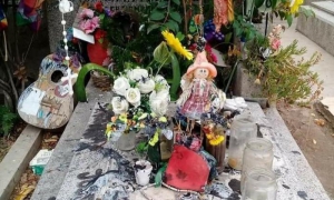tumba del cantor Víctor Jara