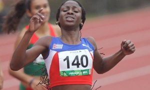 Rose Mary Almanza participará en el mundial de relevos