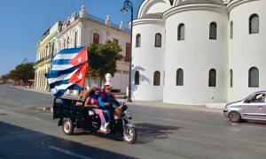 CARAVANA CONTRA EL BLOQUEO