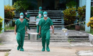 medicos cubanos