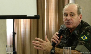 Azevedo e Silva, ex ministro de defensa de Brasil