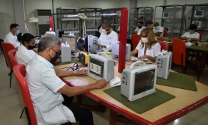 Visita de Díaz-Canel a Combiomed Tecnología Médica Digital