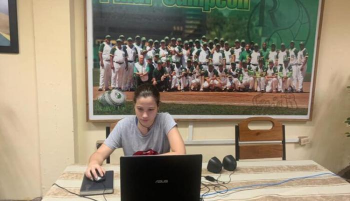 La ajedrecista pinareña Elizabeth Luis Álvarez inició este viernes con una victoria y dos derrotas su participación con el equipo Cuba Masters, en el Torneo Internacional Nizami Ganjavi-880 de Azerbaiyán
