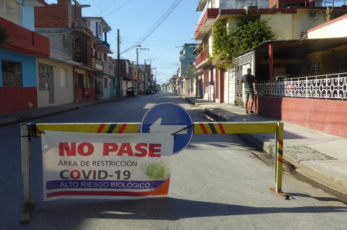 Debido a la compleja situación ocasionada por la COVID-19, Bayamo, cabecera provincial del territorio granmense, amaneció este viernes con 10 zonas en restricción total de movimiento (durante las 24 horas).