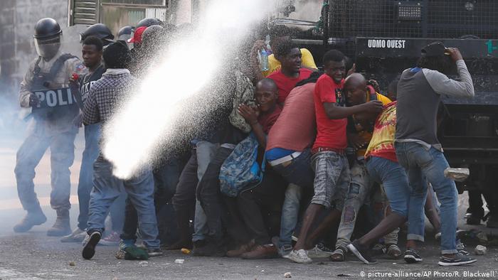 La represión y la violencia caracterizan las masivas protestas en Haití