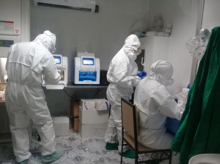 El laboratorio granmense inicia su funcionamiento con una capacidad de procesamiento de hasta 900 muestras de PCR diarias.