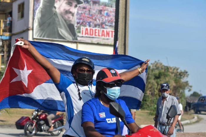 Caravana contra el bloqueo en Villa Clara