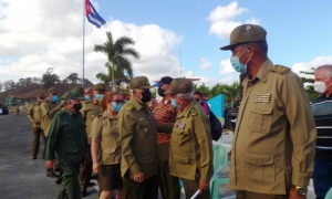 El General de Cuerpo de Ejército, Joaquin Quintas Sola, departió con fundadores 