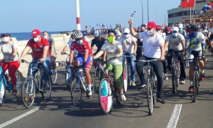 Caravana por el malecón habanero contra el bloqueo