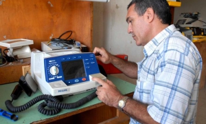 CAMAGÜEY- TRABAJA CONTRA LOS EFECTOS DEL BLOQUEO TALLER DE ELEC