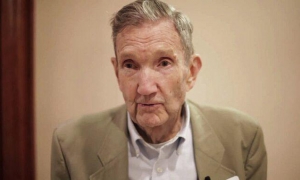 Ramsey Clark, exfiscal general de ee. uu