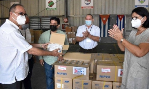 El doctor Aldo Grandal Sosa, jefe del Departamento de la Colaboración y la Vicep