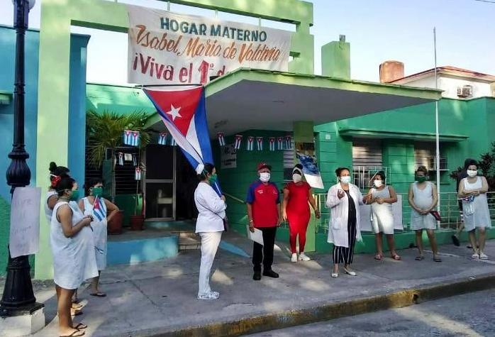 Desde uno de los hogares maternos de Sancti Spíritus se vive con júbilo el Primero de Mayo . 