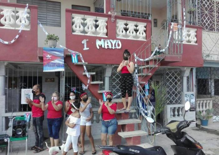La celebración llegó a los barrios. 