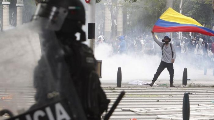 La represión policial a las protestas en Colombia desatan el rechazo en el mundo entero.