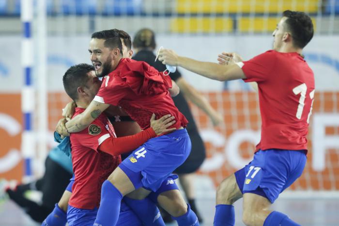 GUATEMALA CITY, GUATEMALA. May 9th: Costa Rica celebrates during the Final round match beetween Costa Rica vs United States as part of the 2021 Concacaf Futsal Championship held at the Domo Polideportivo, Guatemala City, Guatemala. (Photo: CONCACAF/STRAFFON IMAGES/NORVINMENDOZA/Mandatory Credit/Editorial Use/Not for Sale/Not Archive