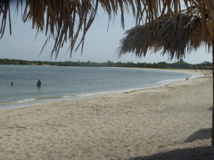 La preservación de las playas arenosas cuenta entre las prioridades de la Tarea Vida en el balcón del oriente

