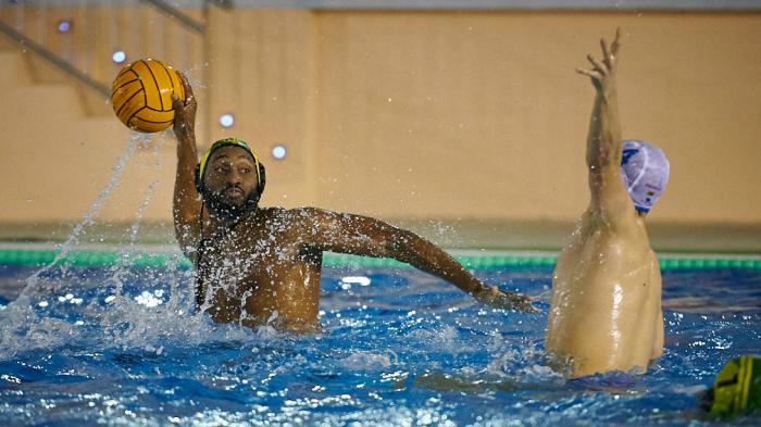 Giraldo Carales, jugador del CW Navarra de España. Foto: Pablo Lasaosa. Tomada de caraleswp.com