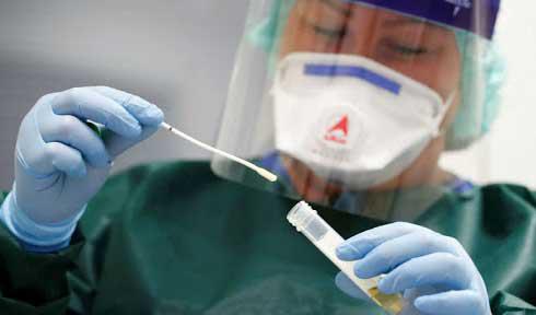 Cuba asegura capacidades para la producción de hisopos y mascarillas