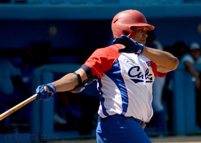 Juegos de entrenamientos entre la preselección de cuba y los Industriales.Frederich Cepeda Cruz