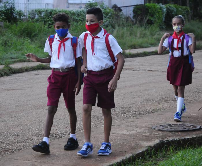 Inicio del curso escolar en La Habana, desarrollado en la escuela primaria 