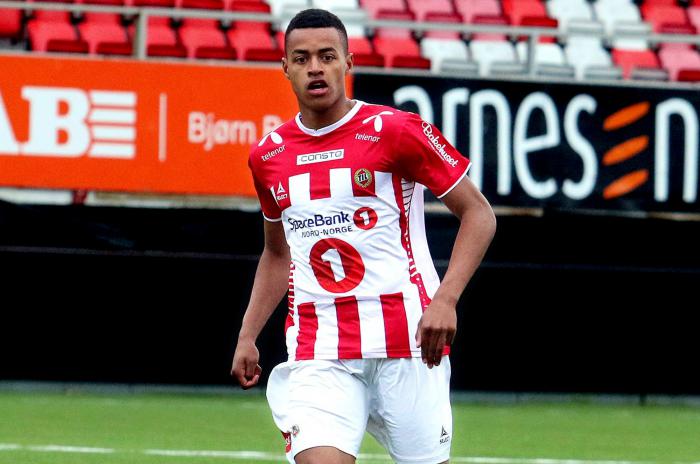  	

Willian Pozo - Fútbol Foto: www.nordlys.no