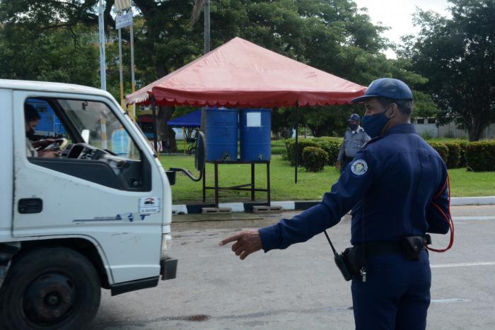 Autoridad del tránsito regula la entrada a la ciudad de Ciego de Ávila, donde solo se puede accederse por tres puntos
