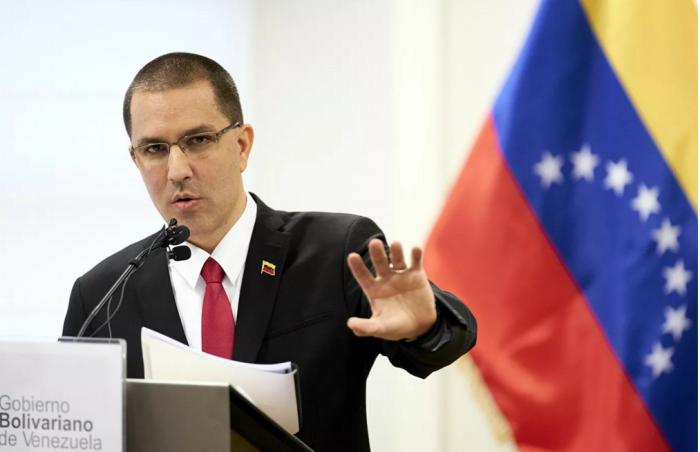El Ministro de Relaciones Exteriores de la nación bolivariana exigió además el cese de los actos de agresión política, económica y comunicacional contra su país.