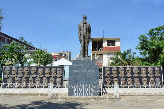 Como parte de la jornada de homenaje por el bicentenario del natalicio de Francisco Vicente Aguilera y Tamayo, se realizará un acto político-cultural, el próximo 23 de junio, en el Monumento Retablo de los Héroes