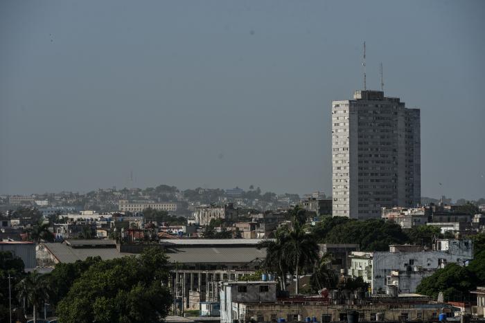 El Plan de Estado para la implementación de la Nueva Agenda Urbana en Cuba en el ámbito nacional incluye ejes estratégicos, la realización de buenas prácticas, y el establecimiento de alianzas con la academia y organizaciones
