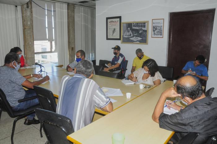 Equipo del Periódico Granma. Huracán Elsa