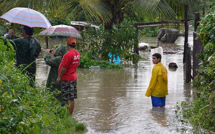 Primeros efectos de las lluvias en Villa Clara