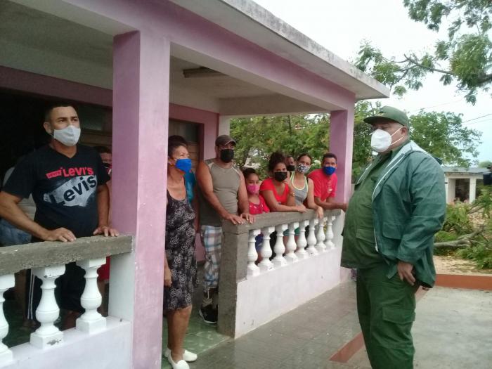 CONSEJO DE DEFENSA DE GRANMA RECORRE CABO CRUZ PARA EVALUAR EFECTOS DE ELSA