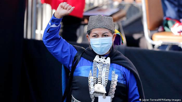 Elisa Loncon como nueva presidenta de la Convención Constitucional de Chile