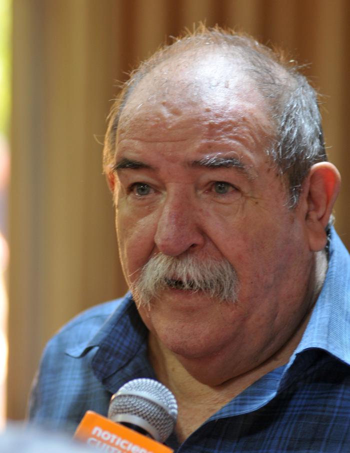 Presentación del libro ¨Elpidio Valdés, sus Inicios¨, autor Juan Padrón, cineasta cubano, en la sala Nicolás Guillén, fortaleza San Carlos de La Cabaña, sede de la XXVII Feria Internacional del Libro de La Habana