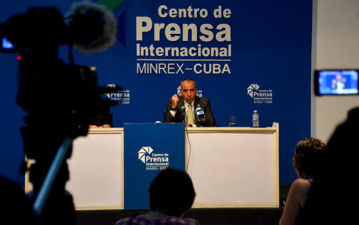 Ernesto Soberón, director general de Asuntos Consulares Cubanos Residentes en el Exterior del Ministerio de Relaciones Exteriores (MINREX)
