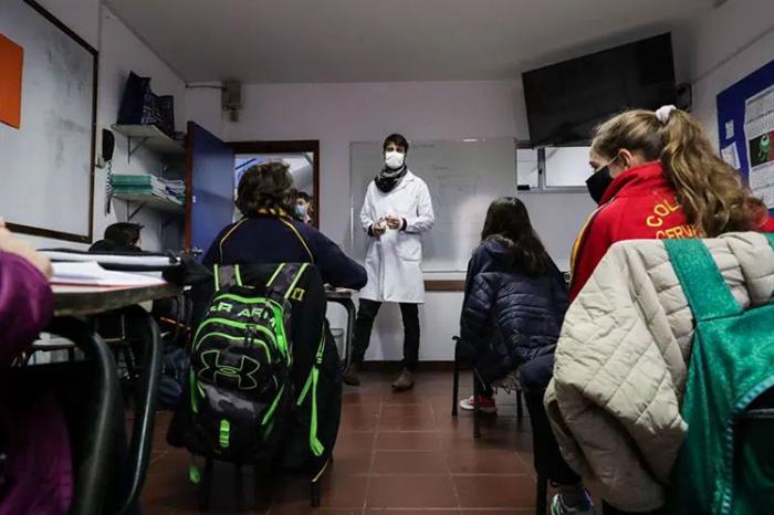 Uruguay dispuso la continuidad del curso escolar. Foto: PL
