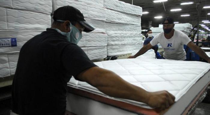 Establece el Ministerio de Comercio Interior regulaciones para las ventas a plazo y las ventas de garaje