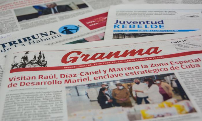 Periódicos- Granma, Juventud Rebelde, Tribuna de la Habana