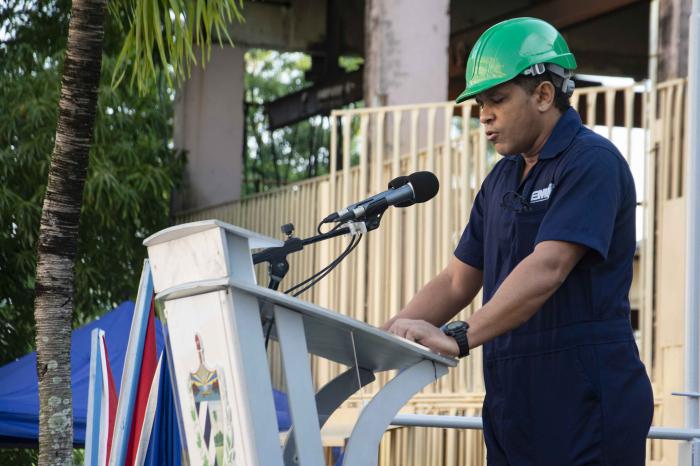 Recorrido de Miguel Díaz-Canel por la Empresa de Servicios Eléctricos