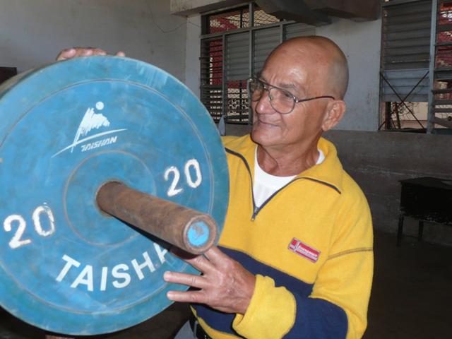 Pastor Rodríguez Luis, pesas, primer medallista cubano de la delegación del Cerro Pelado, San Juan, Puerto Rico 1966.