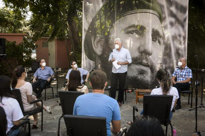 Díaz-Canel: Tenemos una obra que defender