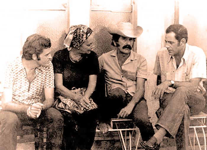 Carlos Padrón, Gilda, Raúl Pomares y Sergio Corrieri. Foto tomada de La Jiribilla