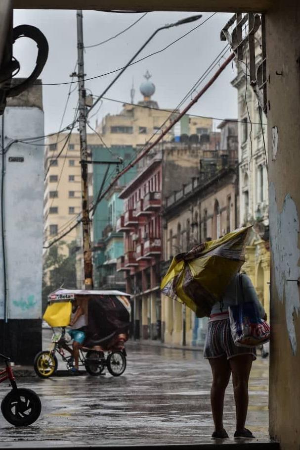 Ida, La Habana, 9 y 15 pm