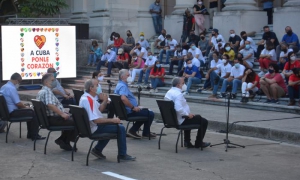 Caravana Victoria Popular: Intercambia Díaz-Canel con jóvenes cubanos