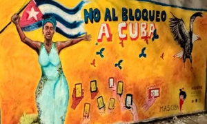 Mural de solidaridad con Cuba en Córdoba. Un mural que clama por el fin del bloqueo a Cuba